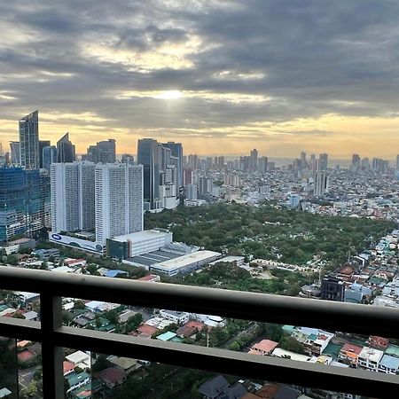 The Milano Residences Manila Exterior photo